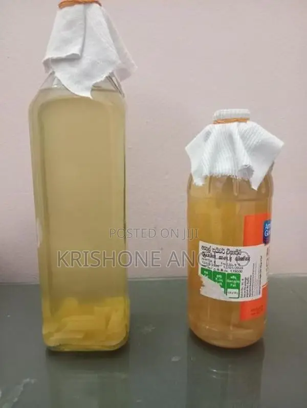 Vinegar eels fish food