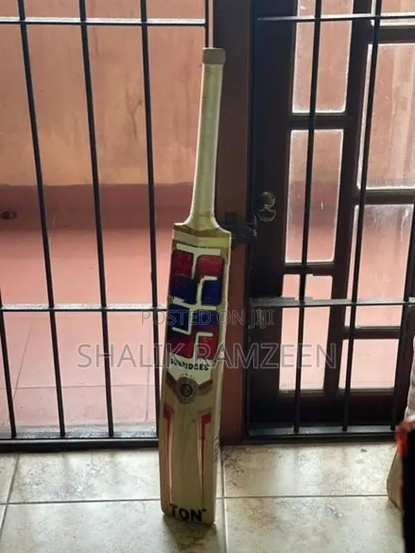 SS circlet bat