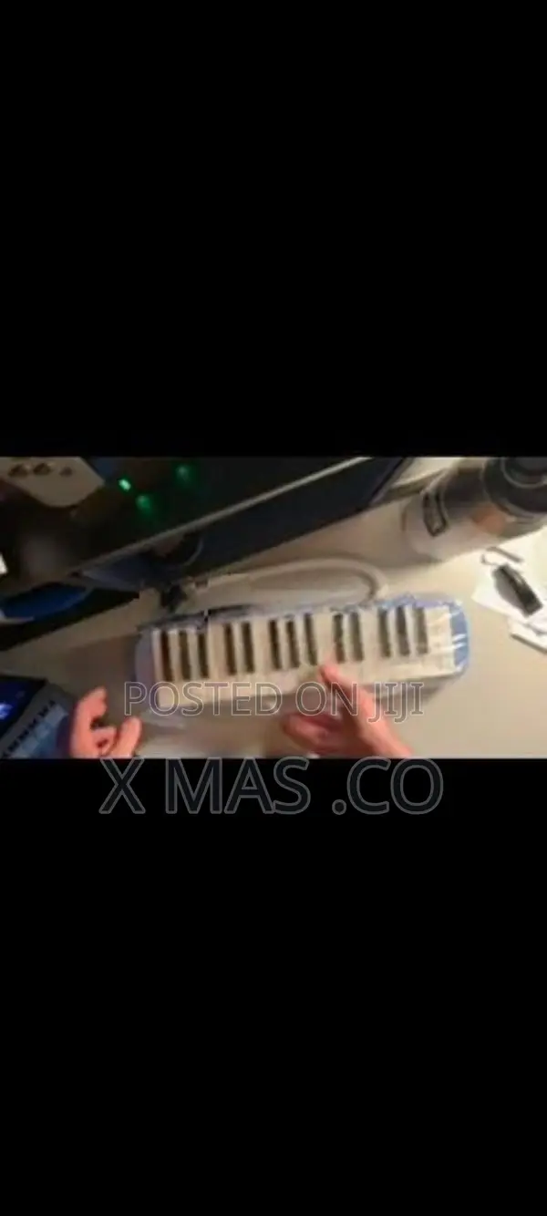 32 Keys Melodica