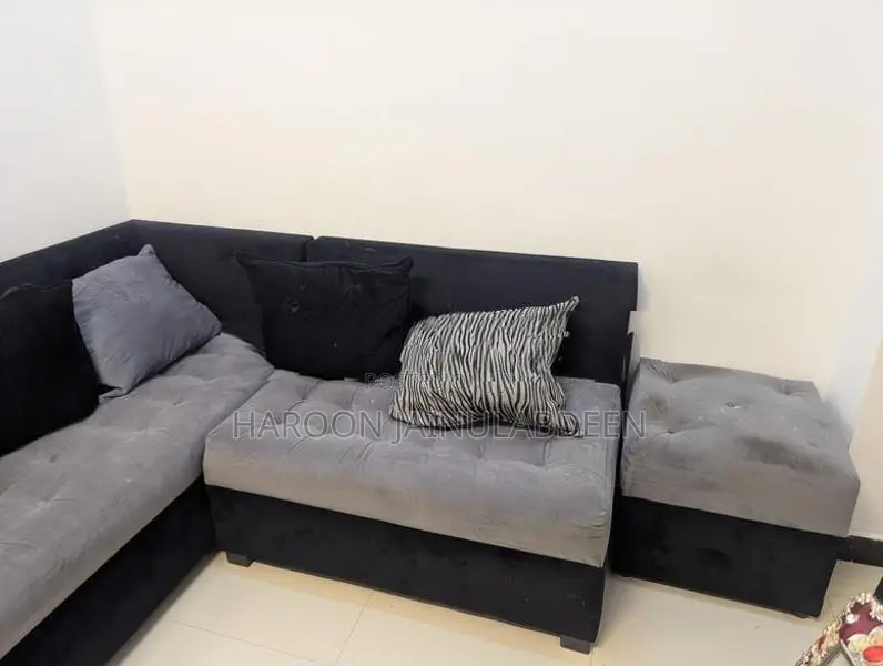 teak cushion sofa