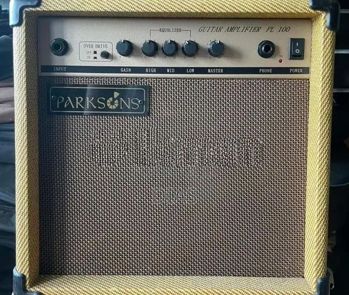 Guitar Amplifier