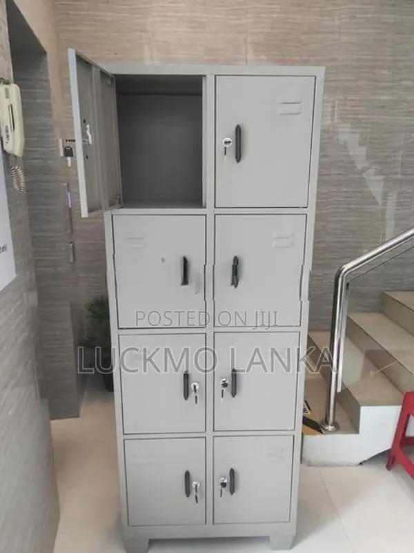 New Steel Unit 8 Locker Set (Bb33)