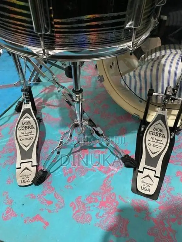 TAMA Imperial star Acoustic drum set