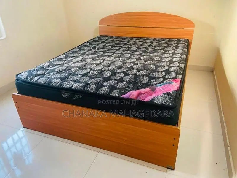 Queen Size Bed - Damro