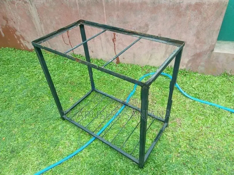 අංගසම්පූර්ණ මාලු ටැංකියක්