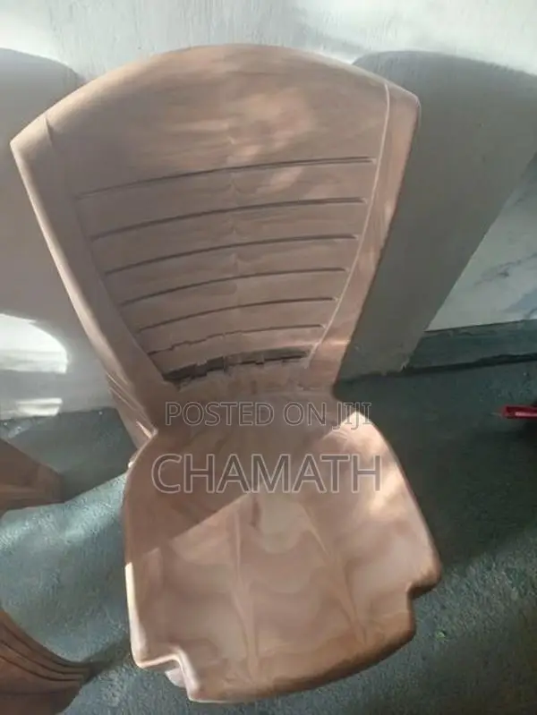 Chairs with Table