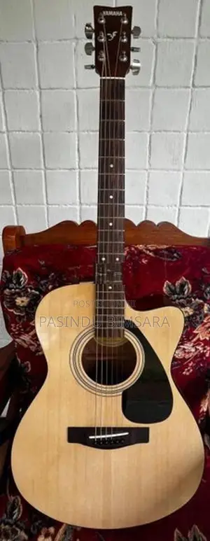 Yamaha FS100C Guitar