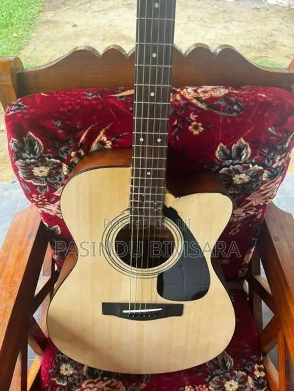 Yamaha FS100C Guitar