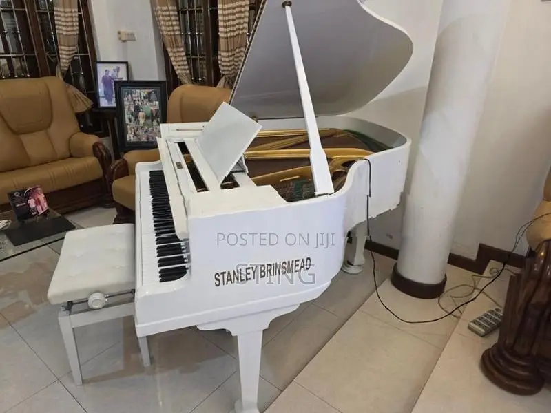 Stanley Brinsmead Aucoustic Baby Grand Piano
