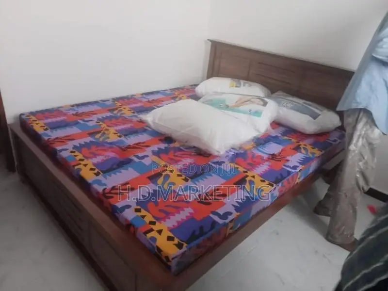 6*4 Design Box Beds and Double Layer Mattress