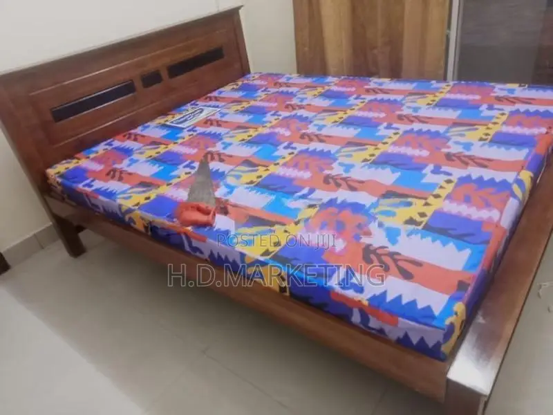 6*5 Queen Size Design Box Beds and Double Layer Mattress