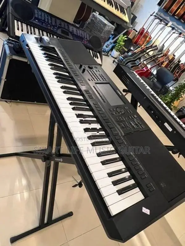 Yamaha PSR Sx-700 Keyboard