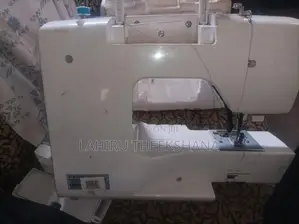 Singer SC220 Portable Sewing Machine