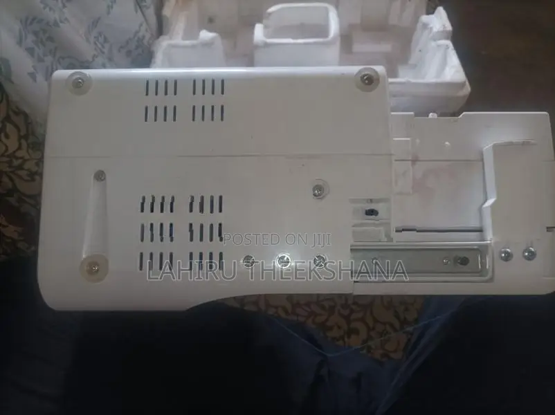 Singer SC220 Portable Sewing Machine