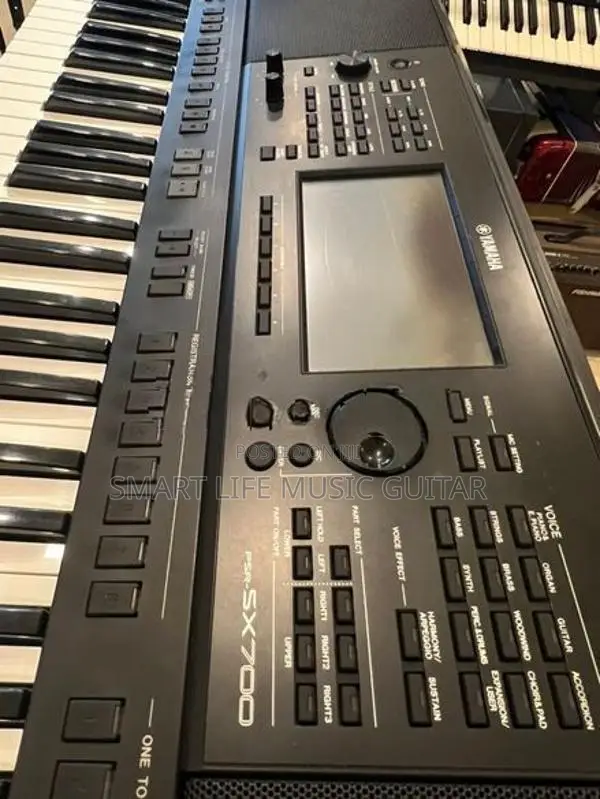 Yamaha PSR Sx-700 Keyboard