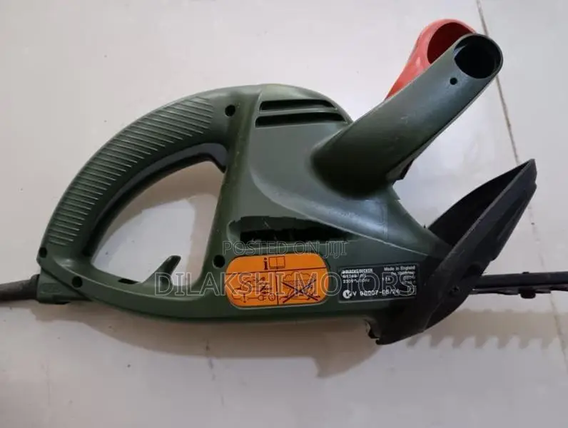 Black with Decker Hedge Trimmer