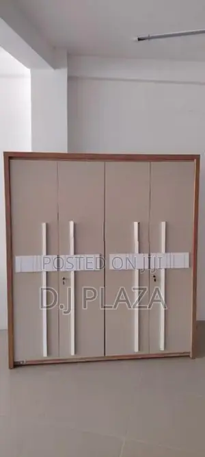 4D Wardrobe