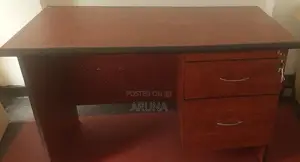 Office table