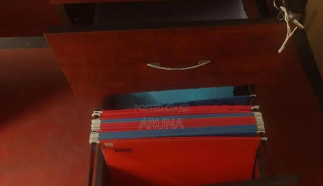 Office table