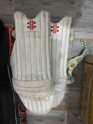 Cricket pads