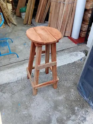 Mahogany Wooden Bar Stools