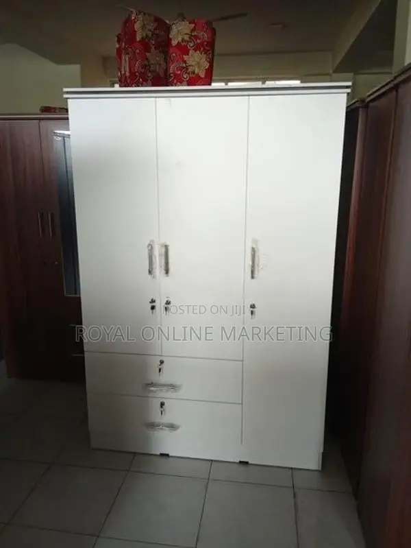 3 Door White Cupboard (K-25)
