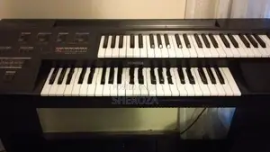 Yamaha ME 15 Organ