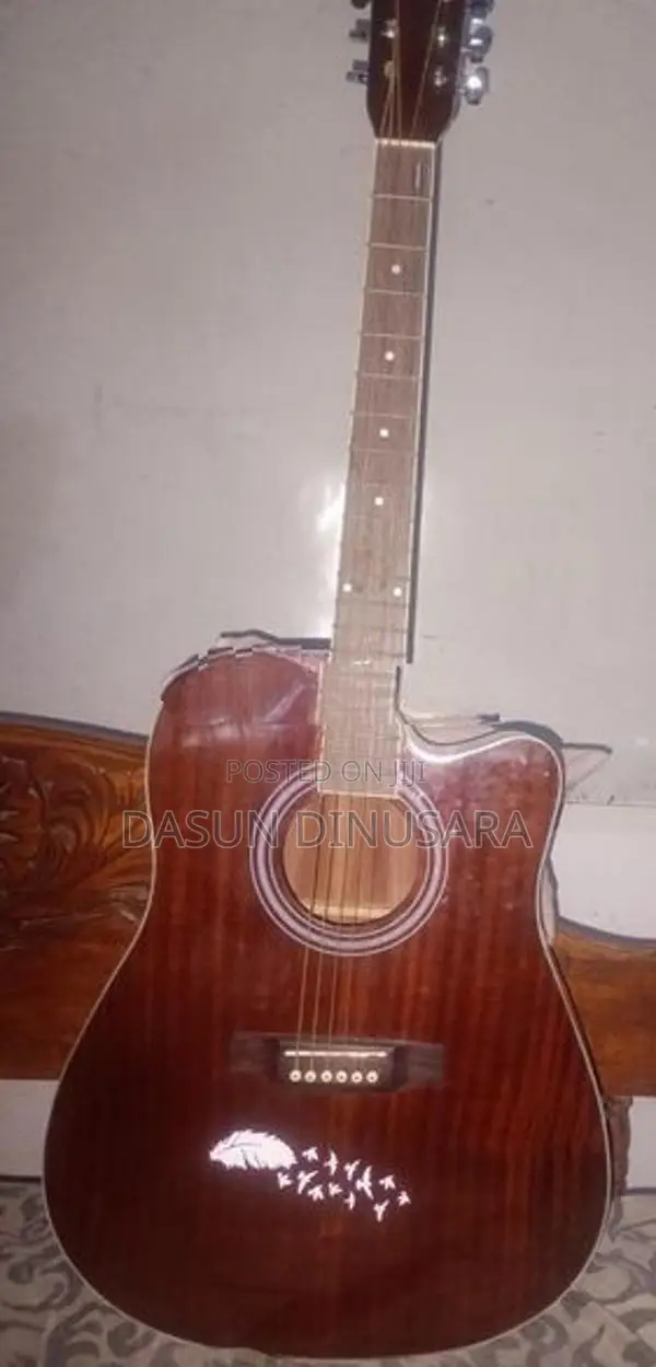 Morris 41 Box Guitar