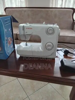 Singer 8280 Zig Zag Portable Sewing Machine