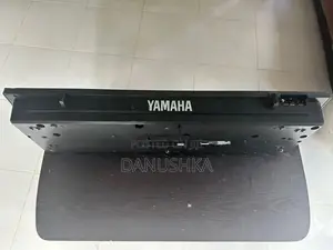 Yamaha KB 100 Keyboard