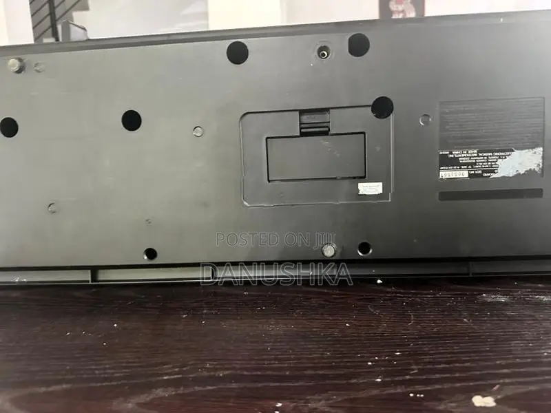 Yamaha KB 100 Keyboard