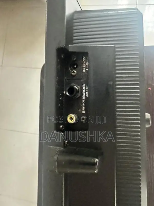 Yamaha KB 100 Keyboard