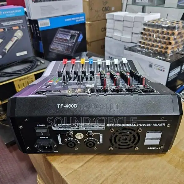 4 Channel 900w Powered Mixer