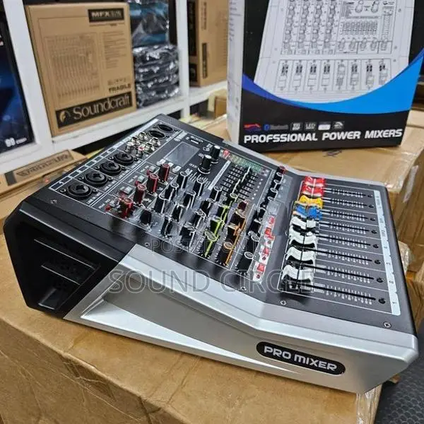 4 Channel 900w Powered Mixer