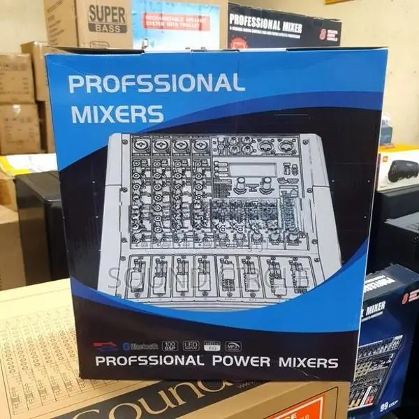 4 Channel 900w Powered Mixer