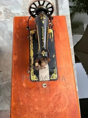 Singer Sewing Machine