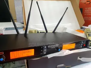 SKM-9000 Wireless Dual Microphone