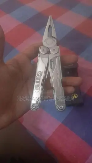 පාවිච්ච් කරන ලද ටූල් එකකි