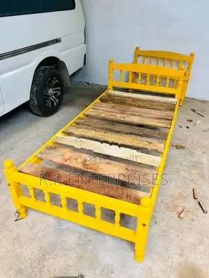 Actonia Wooden Single Bed 6*3 Ft 72"*36"