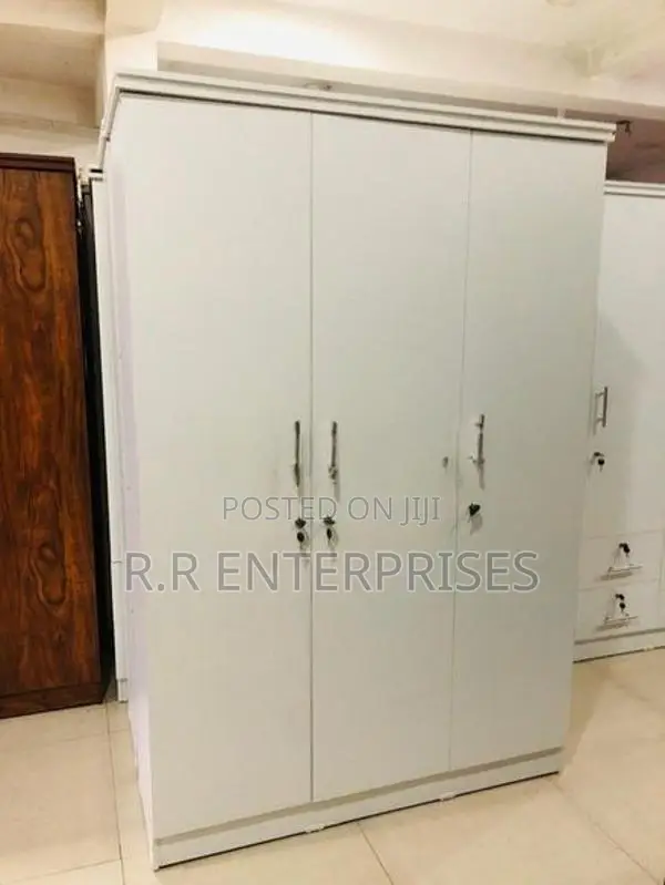 New White 6*4 ft 3 Door Melamine Wardrobes
