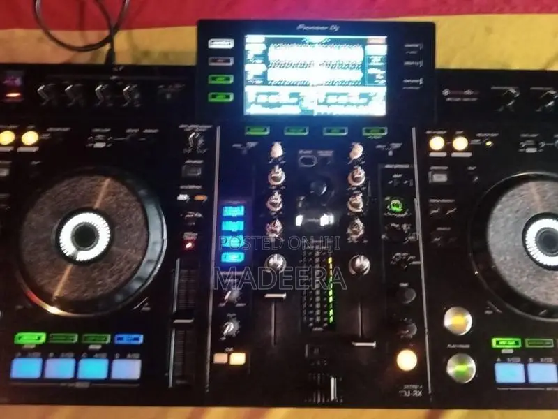 Pioneer XDJ RX