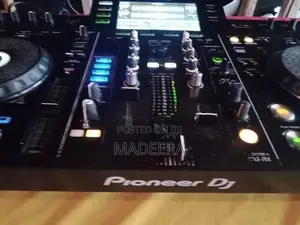 Pioneer XDJ RX