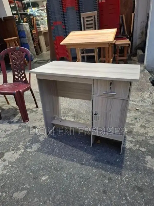 3×2 Melamine Office Tables