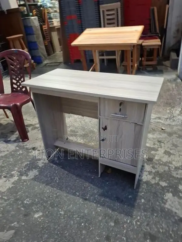 3×2 Melamine Office Tables