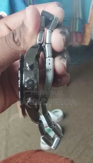 CRRJU Premium Heavy Stainless Steel Watch – Like New