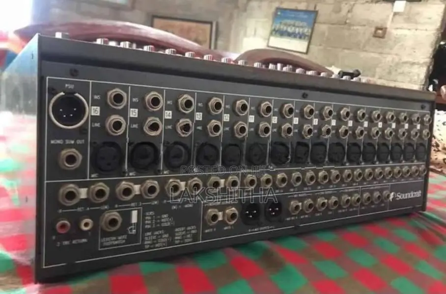 Soundcraft Spirit Fx16 Mixer