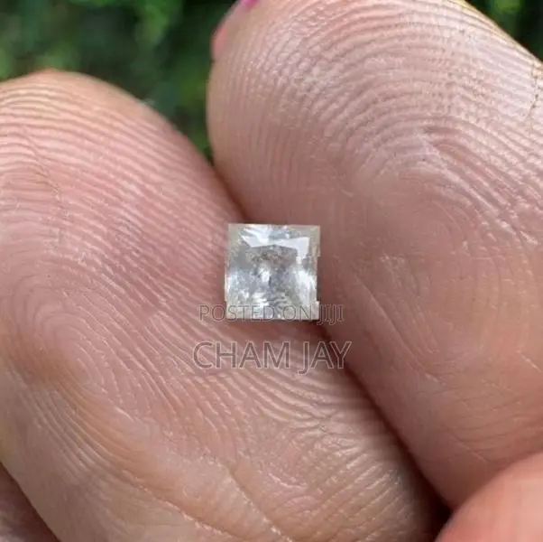 White Sapphire Gemstones