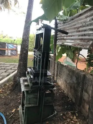 Block Gal Machine