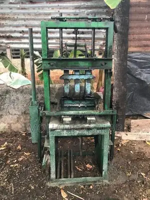 Block Gal Machine