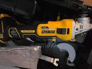 Dewalt Angle Grinder 100MM